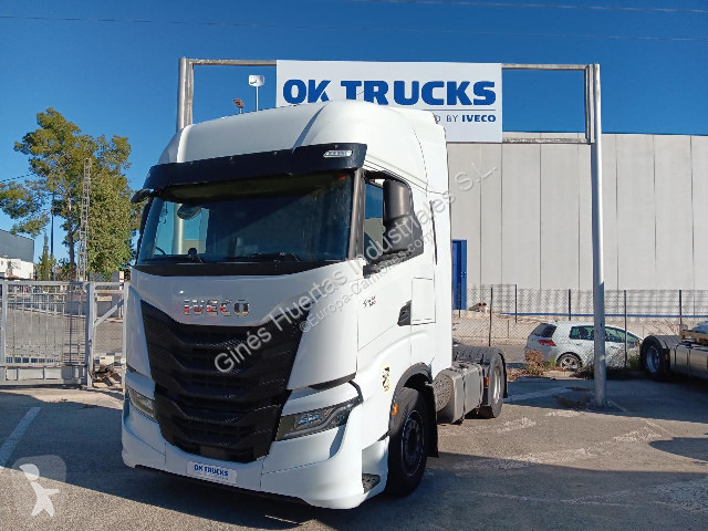 Traktor Iveco AS 440 S 51 TP S-Way