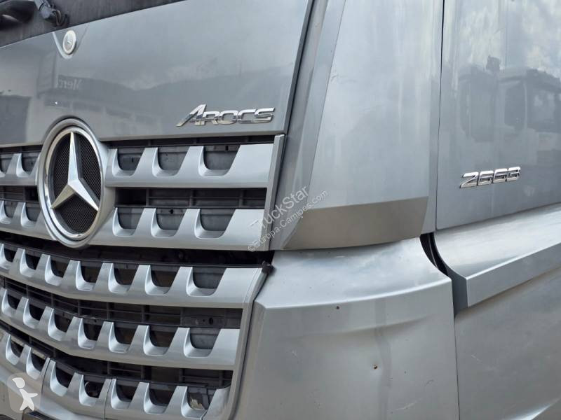 Tracteur Mercedes 2663