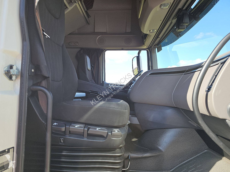 Trekker DAF 480 SSC LED 2X TANK