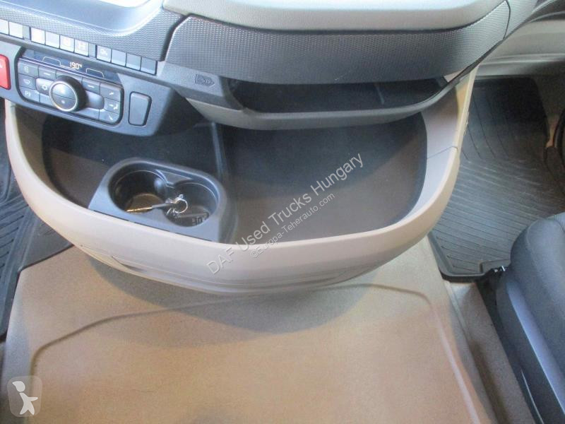 Traktor DAF 480 FT LOW DECK 4X2