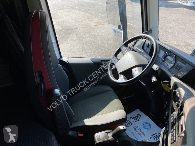 Tractor Volvo fh-500 construction