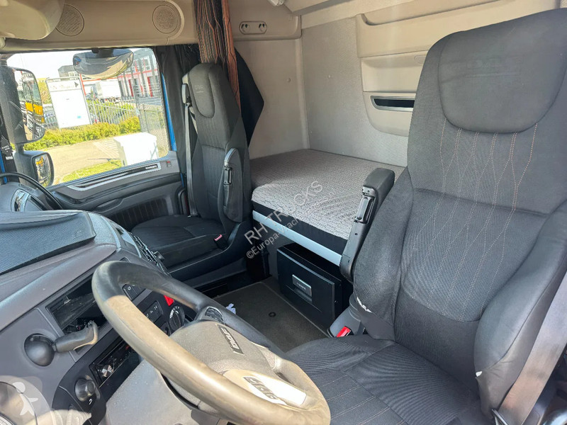Trekker DAF 450 4X2 EURO 6 MEGA