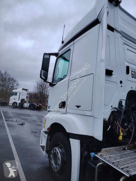 Traktor Mercedes