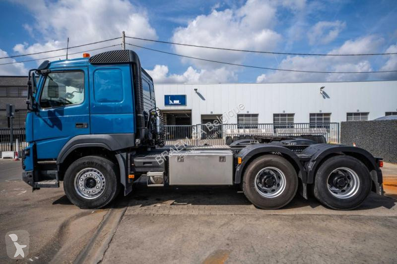 Traktor Volvo 460-6x4