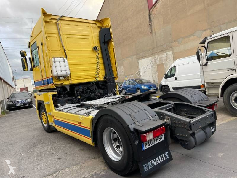 Tracteur Renault