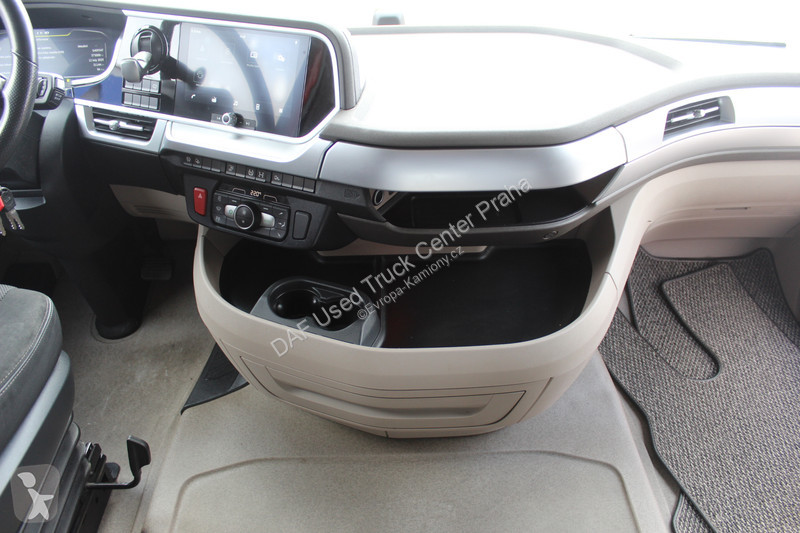 Tahač DAF 480 FT LOW DECK 4X2