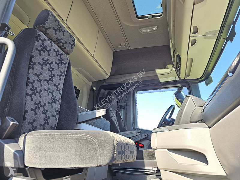 Trekker Scania S450 SKIRTS 2X TANK RETAR