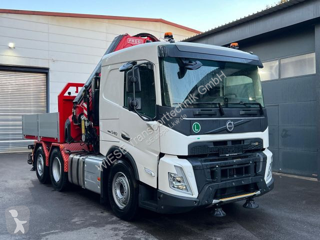 Tahač Volvo 540 6x2 mit Kran Fassi F545.2.28
