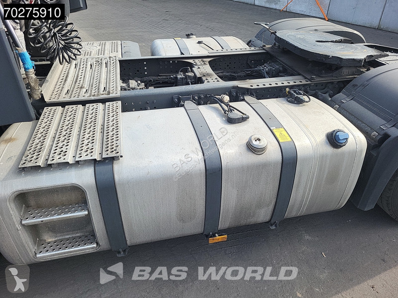 Traktor Mercedes 1851 4X2 BigSpace 2x Tanks