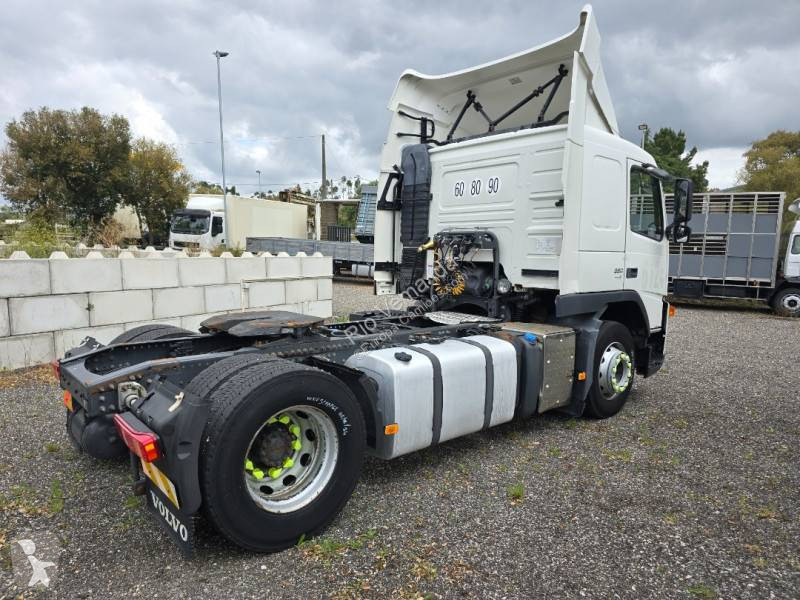 Traktor Volvo