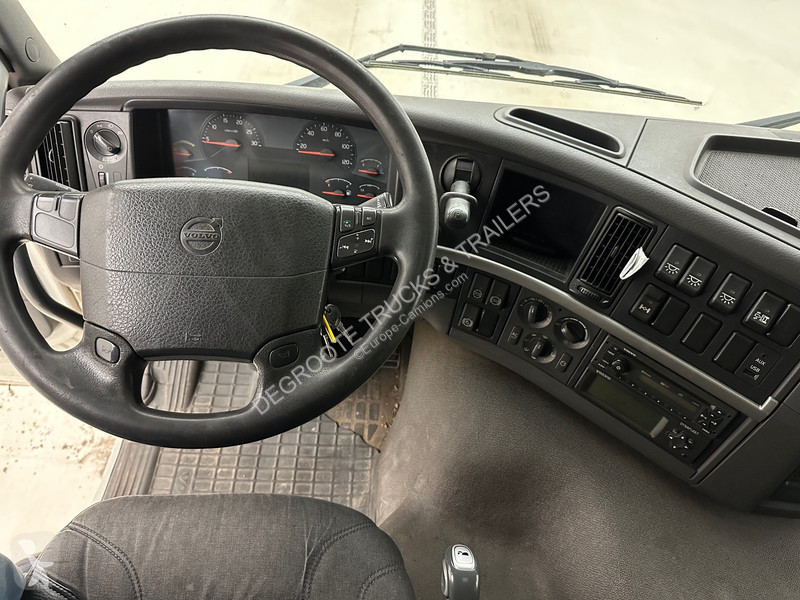 Tracteur Volvo 450