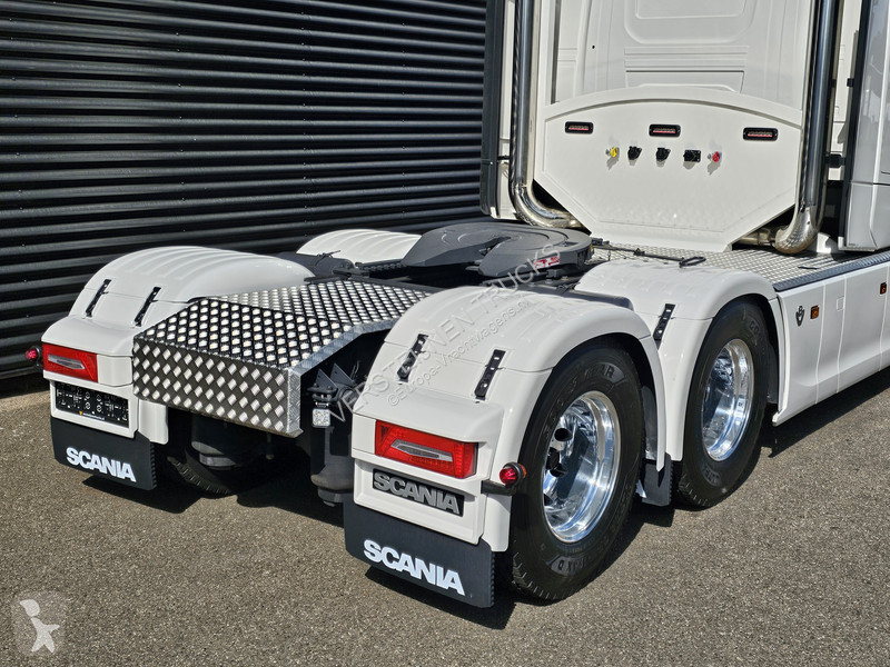 Trekker Scania T660 V8 6x4 TOREDO / HAUBER /...