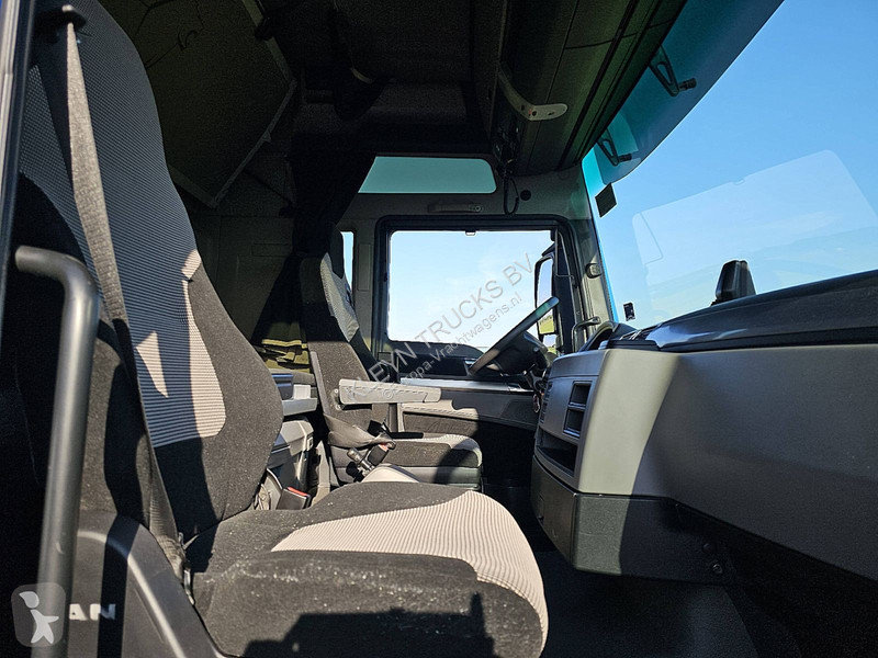 Traktor MAN 18.510