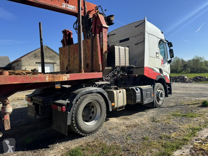 Traktor Renault T-Series T-Series