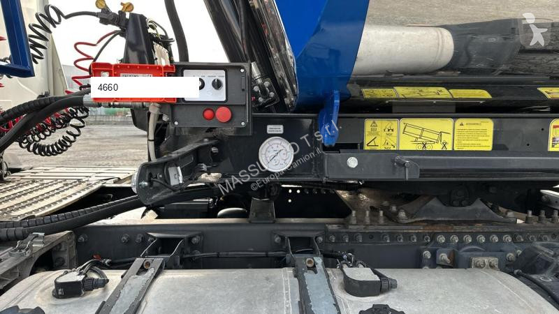 Traktor Renault T3SP38