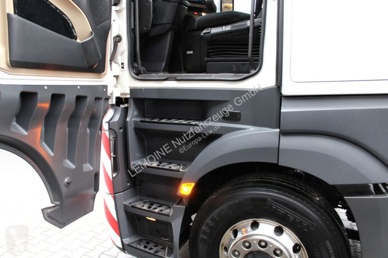 Traktor Mercedes 2551 6x2 BigSpace 68 to...