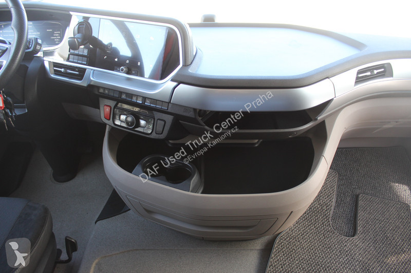 Tahač DAF 480 FT LOW DECK 4X2
