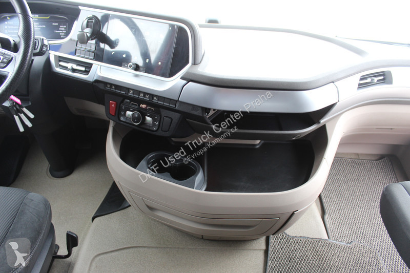 Tahač DAF 480 FT LOW DECK 4X2