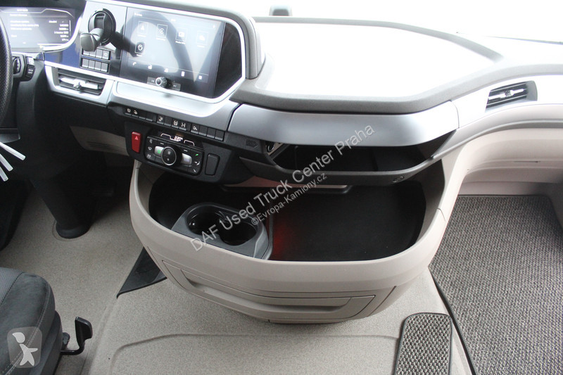 Tahač DAF 480 FT LOW DECK 4X2