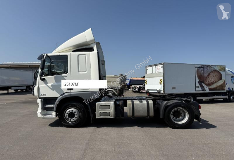 Traktor DAF CF400