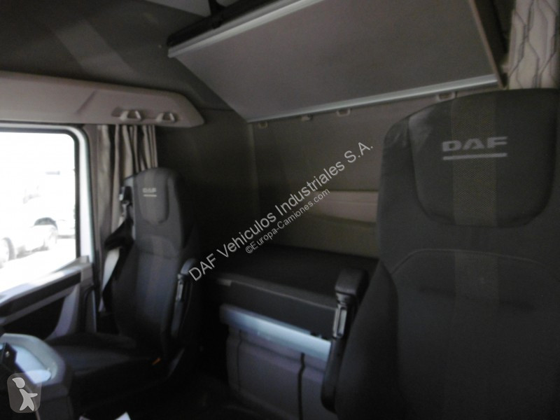 Traktor DAF 480 FT 4X2