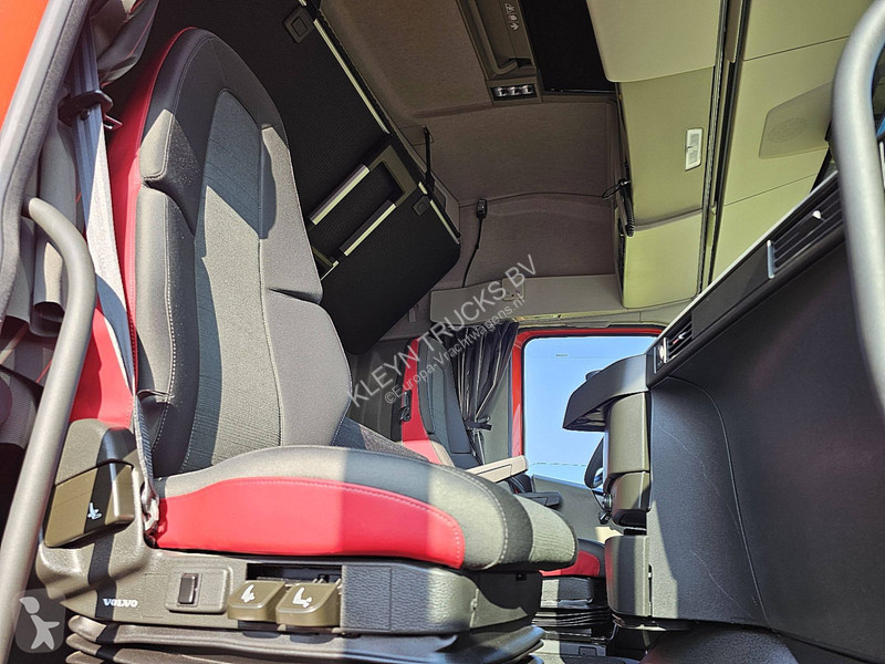 Trattore Stradale Volvo FH  I-SAVE ALCOA'S XENON