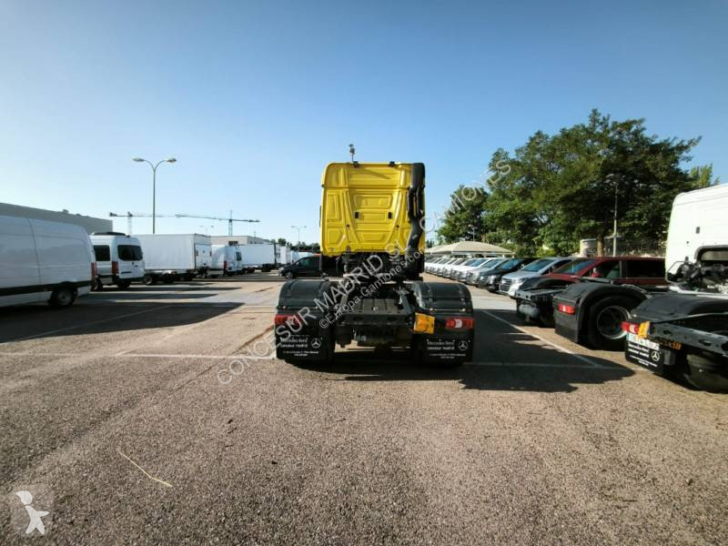 Traktor Mercedes