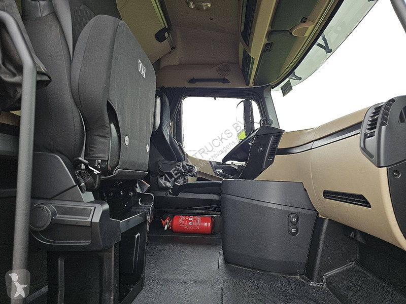 Tractor Mercedes ACTROS 1845 LS