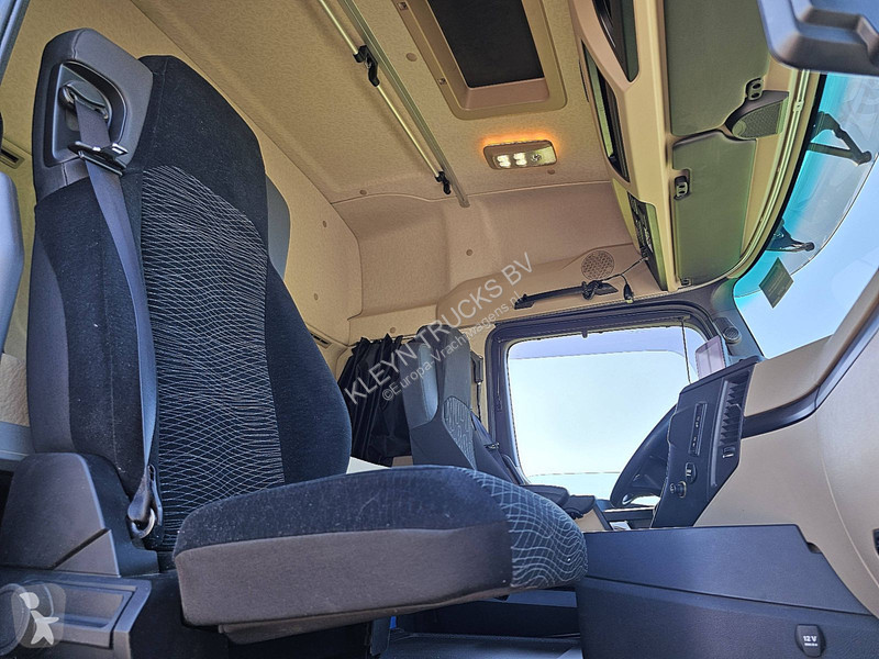 Tahač Mercedes ACTROS 1846 4X4 HAD PTO+HYDR.