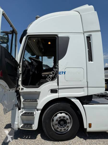 Traktor Iveco