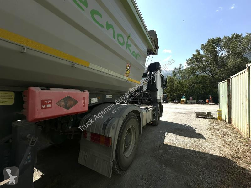 Tracteur Mercedes 2041