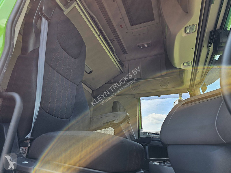 جرار DAF 530 SSC INTARDER LED