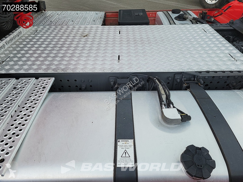 Traktor Mercedes 2063 4X2 BigSpace Full-Air...