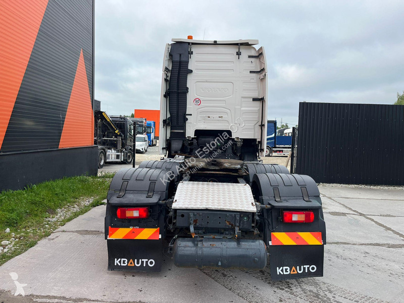 Tahač Volvo 500 6x2 GLOBE XL