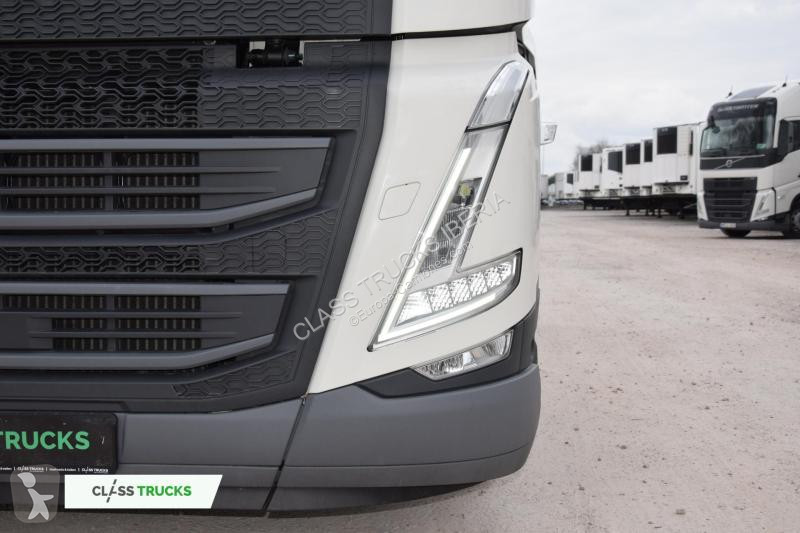 Traktor Volvo 500 Globetrotter XL