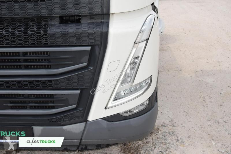 Traktor Volvo 500 Globetrotter XL