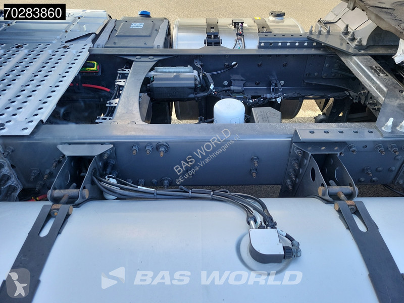 Traktor Volvo 500 4X2 2x Tanks VEB+ I-Park Cool...