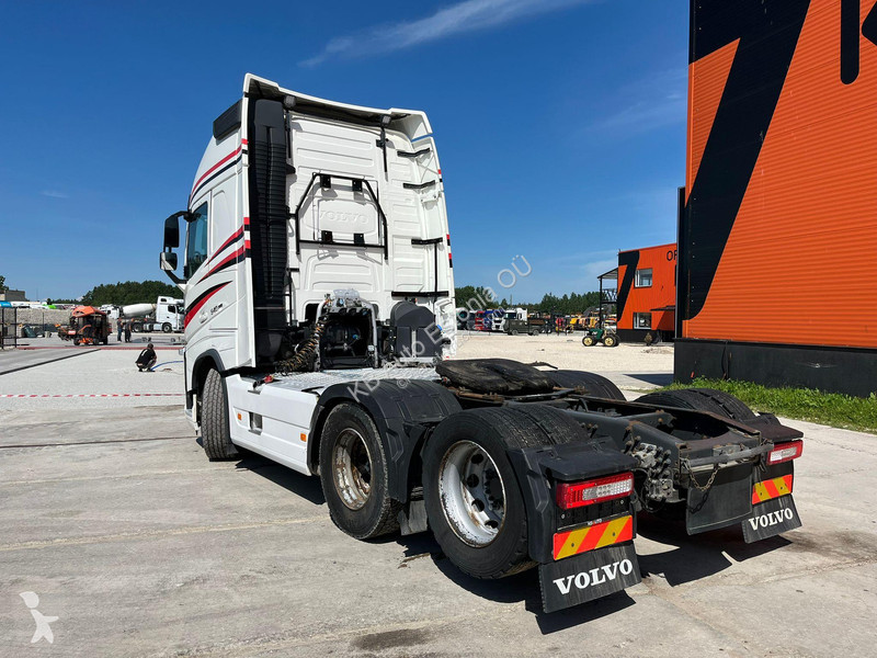 Tahač Volvo 6x2 GLOBE XL / ADR / RETARDER /...