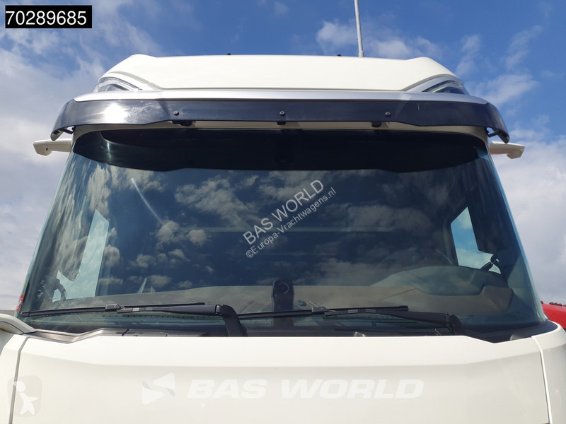 Tahač DAF + 530 4X2 Retarder 2x Tanks Leather...