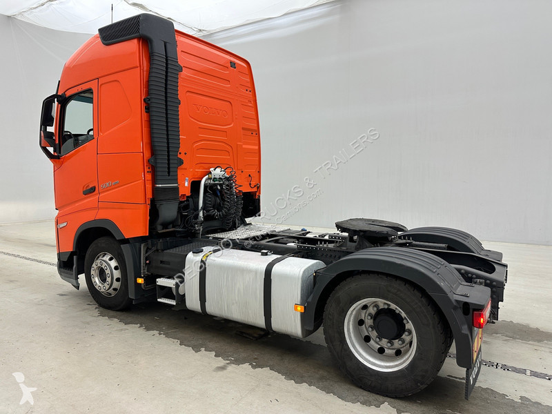 Traktor Volvo 500 Globetrotter