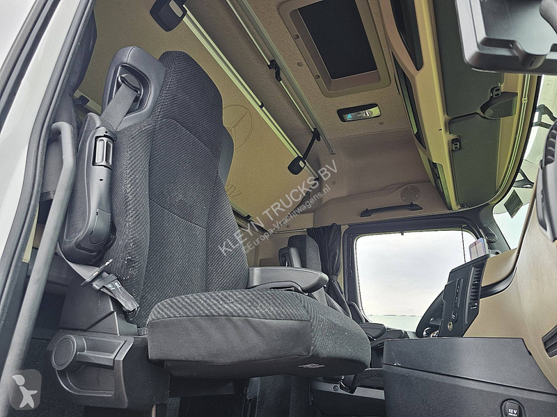 Trekker Mercedes ACTROS 1845  BIGSPACE LED 2X TANK
