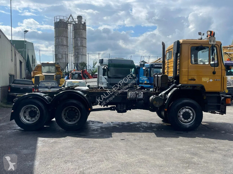 Traktor MAN Heavy Duty Tractor 4x4 +2 Manual...