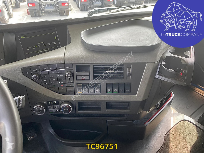 Traktor Volvo 500