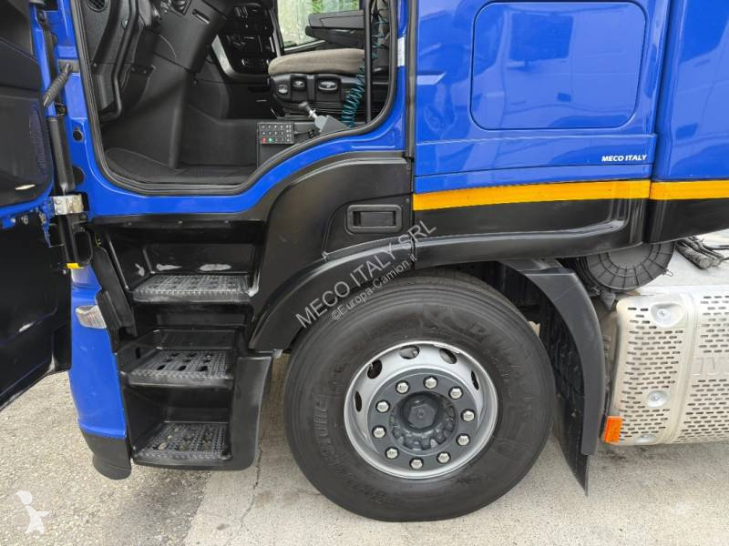Traktor Iveco