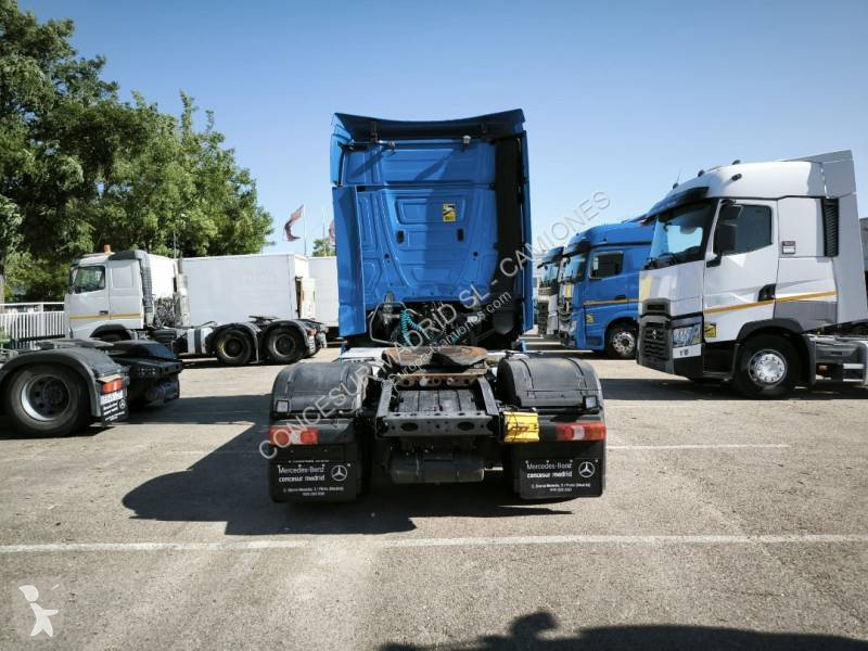 Traktor Mercedes