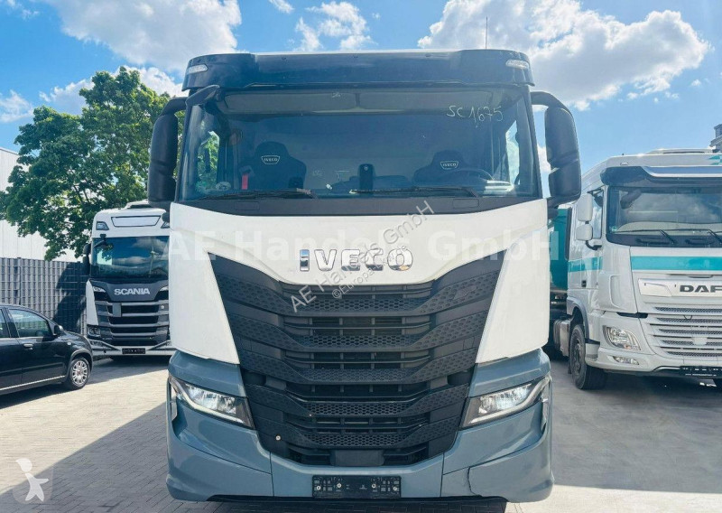 Traktor Iveco S-WAY 460