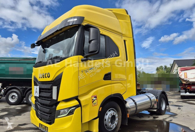 Tahač Iveco S-WAY 460
