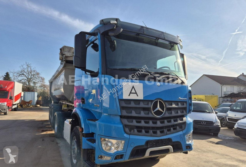 Cap tractor Mercedes