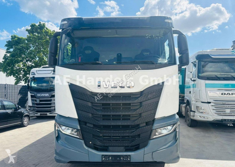 Traktor Iveco S-WAY 460