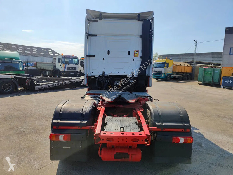 Traktor Mercedes 1842 LS Buetec 5